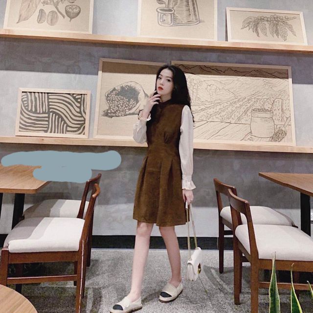 VAY DA LỘN PHỐI TAY LY