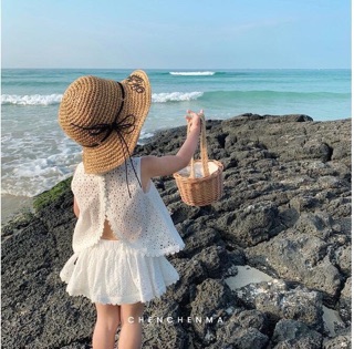 Set áo ren và quần váy