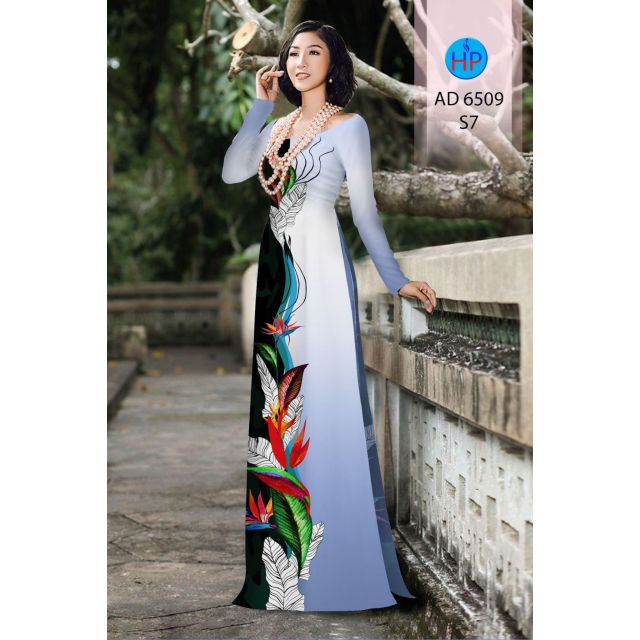 Vải áo dài in 3d Màu sắc chuẩn Của công ty in .Gồm một áo 2m , quần 1.1m Hôm nay đặc biệt giảm giá để làm qùa tăng 8/3