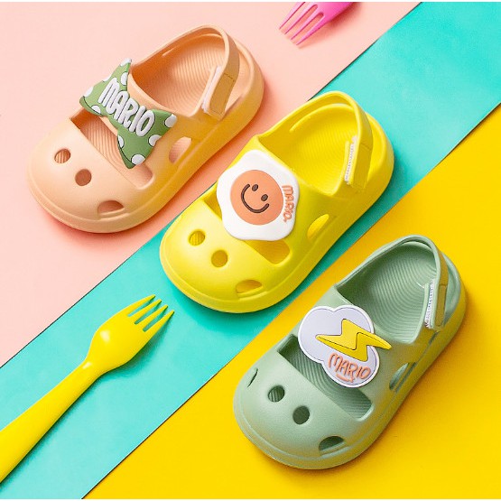 (Quảng Châu Loại 1)Dép sandal Mario 1-5 tuổi, sục cross cho bé trai bé gái siêu nhẹ, quai rán,chống trơn trượt