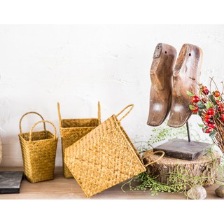 Giỏ mây tre đan cắm hoa, trang trí có quai