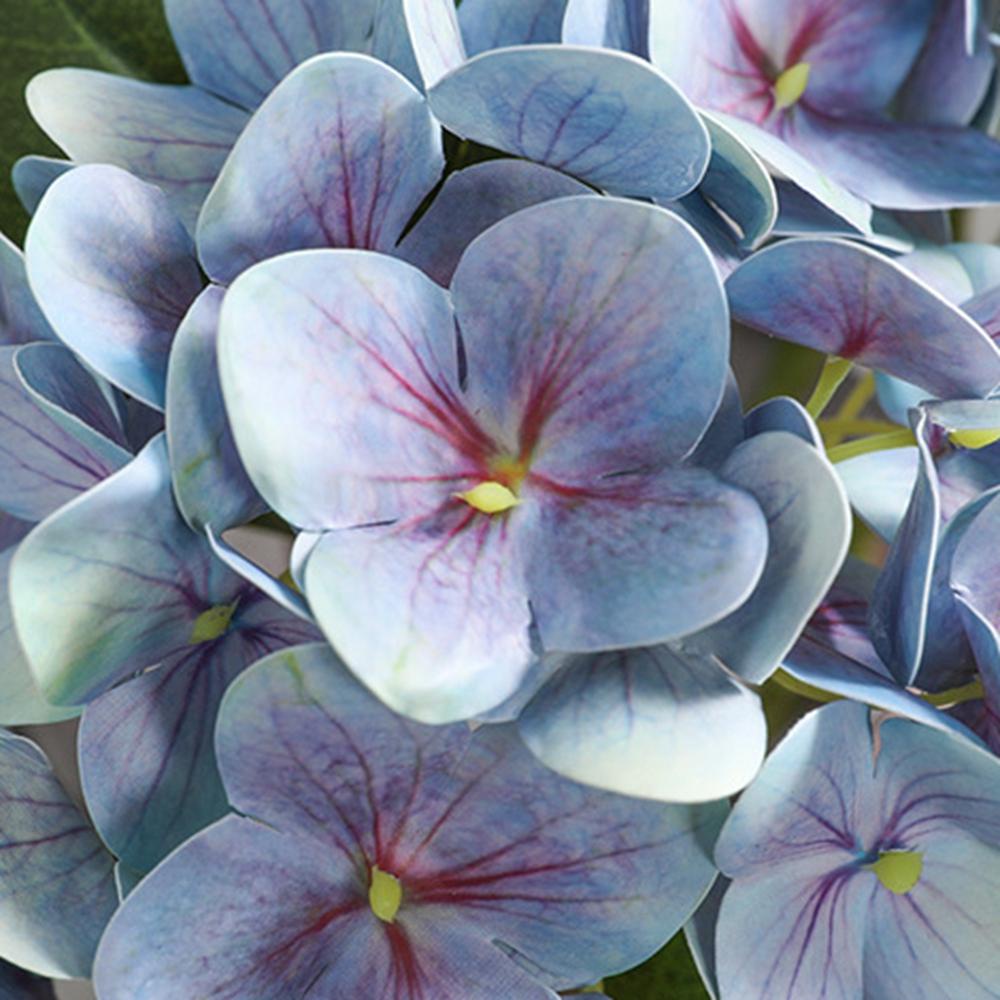 Hoa Giả Trang Trí Bàn Làm Việc Sang Trọng