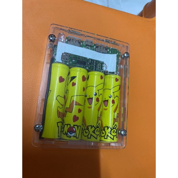 Sạc Dự Phòng Handmade 10000Mah Tích Hợp Đèn Pin Và Sạc Không Dây