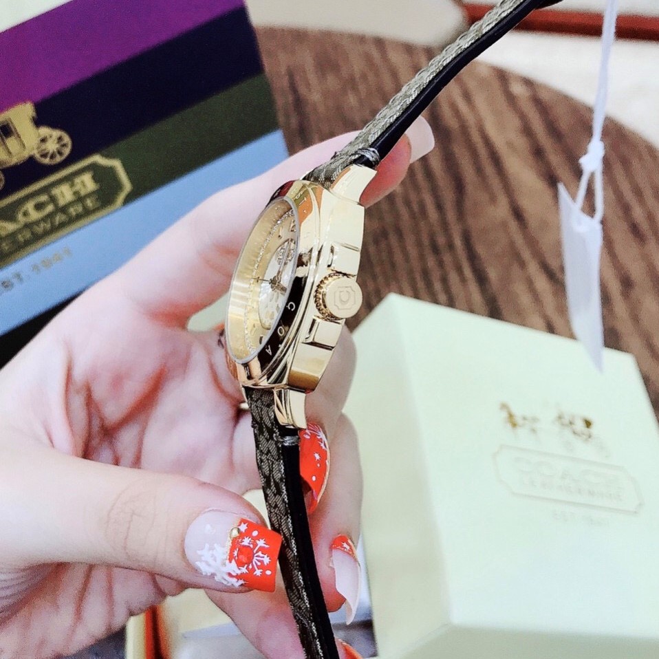 Đồng Hồ Coach Nữ Dây Da 35mm - Mặt Vàng - Chính Hãng