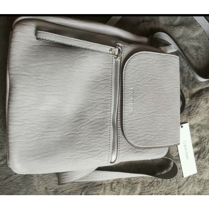 BALÔ CK. CALVIN KLEIN. AUTHENTIC