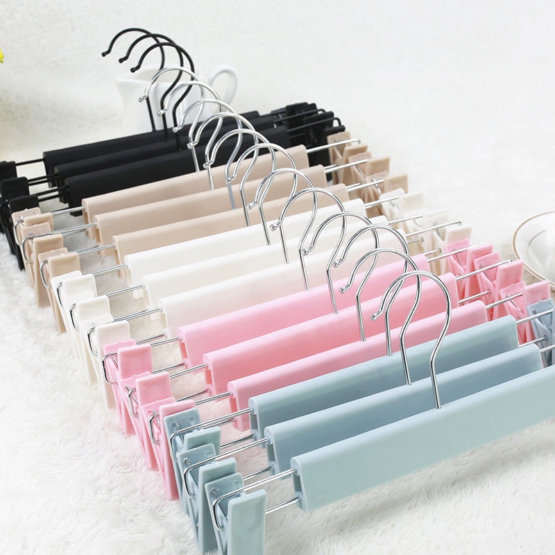 Móc treo đồ có kẹp không để lại dấu vết dùng để treo quần và chân váy trong tủ tại nhà và ký túc xá