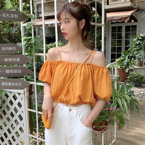 Áo hai dây ngắn trễ vai dáng rộng thời trang Hàn Quốc có 2 màu tùy chọn size S-L 935