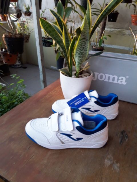 Giày thể thao Joma trắng xanh