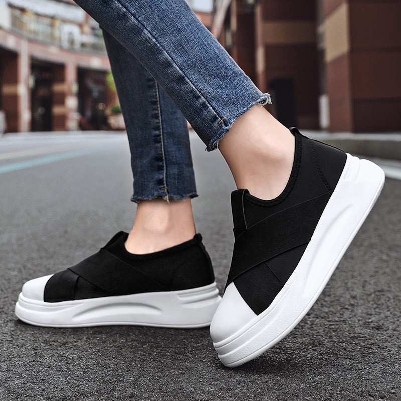 Giày lười đế cao kiểu dáng thời trang dành cho nữ