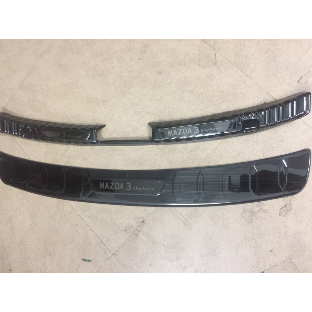 Chống trầy xước cốp dành cho xe mazda 3 2020 mẫu titan