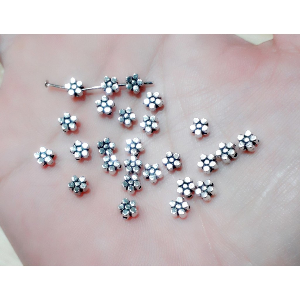 phụ kiện xỏ - lùa giá rẻ : 50 gram = 25k [ chuyên nhập sỉ charm ]