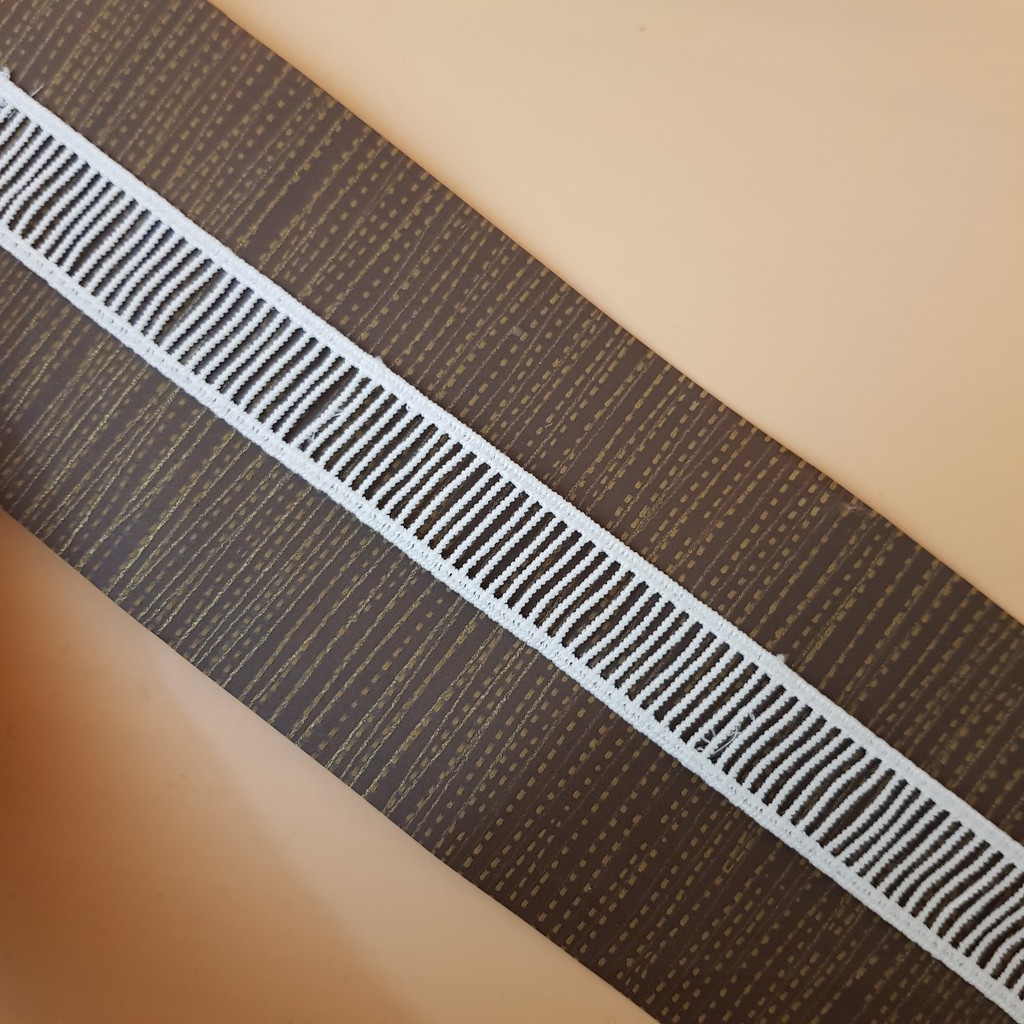 RC22 Cuộn 25 mét dây ren viền may đồ hình thang rộng 2cm ren chỉ thêu hoa dùng may váy áo Maihoaflower