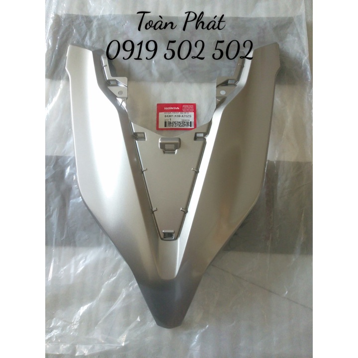 MẶT NẠ CHỮ V LỚN VARIO 2019 MÀU BẠC - 64301K59A70ZS - VARIO 125/150 2019 CHÍNH HÃNG HONDA INDONESIA