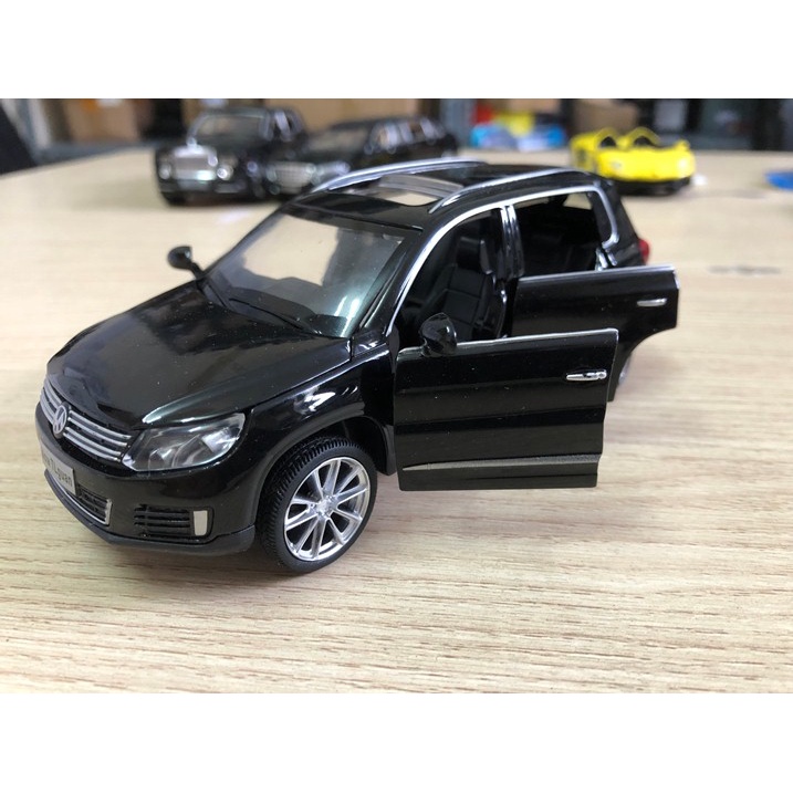 Đồ chơi ô tô mô hình Volkswagen Tiguan bằng hợp kim tỉ lệ 1:32