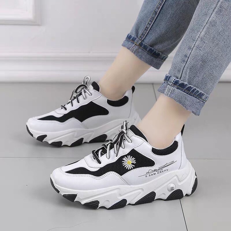 Giày thể thao sneaker nữ đế sóng thêu Hoa Cúc nổi bật