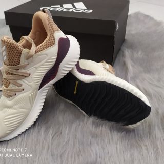Giày thể thao Alpha màu sữa cao cấp