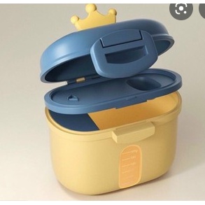 Hộp đựng sữa bột - đồ ăn khô cho bé hình vương miện 240g