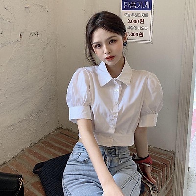 Áo sơ mi nữ kiểu croptop cộc tay cổ đức phối nẹp gấu bản to sang chảnh