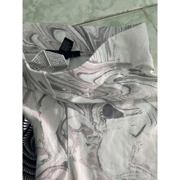 biker F21 [Geo Print Biker Shorts]