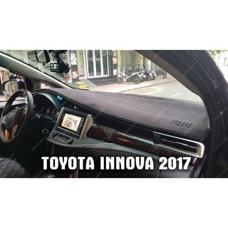 thảm taplo lông cừu theo xe innova