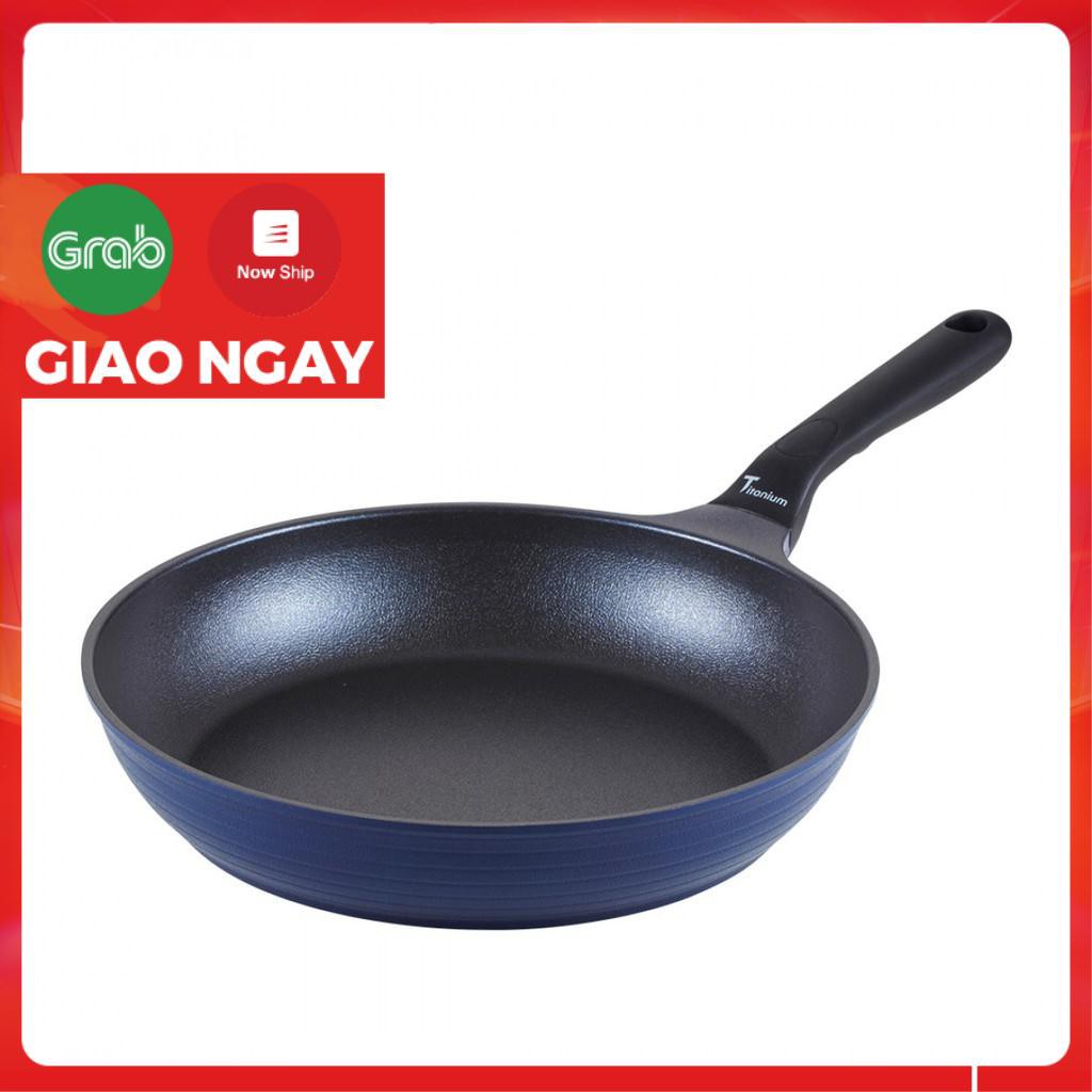 Chảo rán chống dính ilo Kitchen Titanium Hàn Quốc ( 20cm / 26cm / 28cm ), tặng 1 sạn dừa