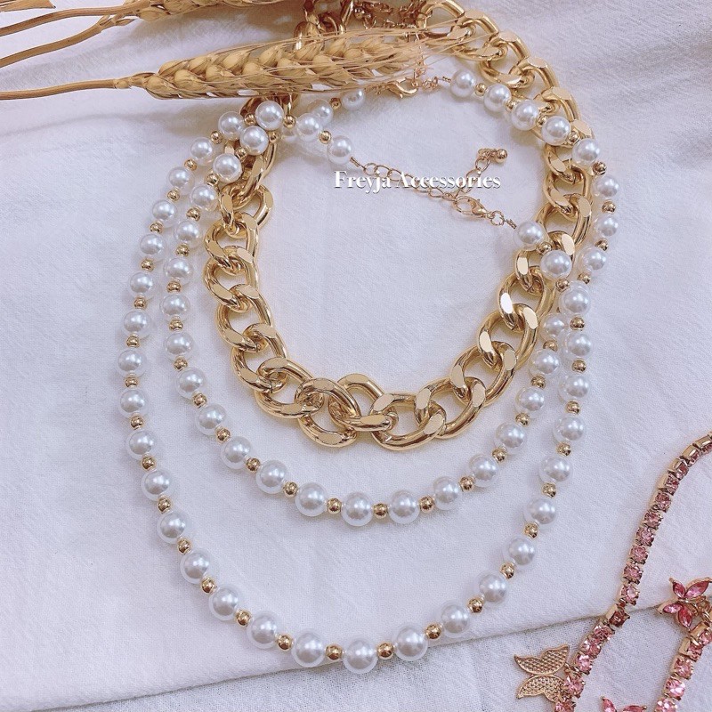 Vòng cổ choker xích mạ bạc kết hợp chuỗi hạt châu hình con bướm phong cách hàn quốc hot trend / dây chuyền nữ