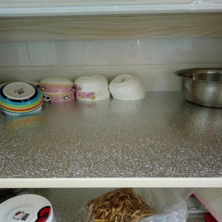 CUỘN GIẤY BẠC DÁN BẾP TRÁNG NHÔM GIỮ GÌN SẠCH SẼ MÀU VÀNG, BẠC