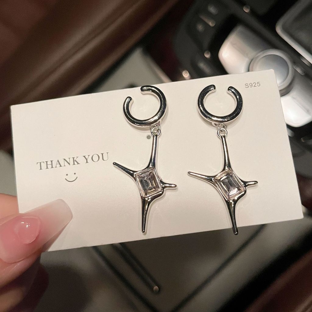 Khuyên Kẹp Vành Tai Hình Thánh Giá Đính Đá Hồng Phong Cách punk Đường Phố Cá Tính