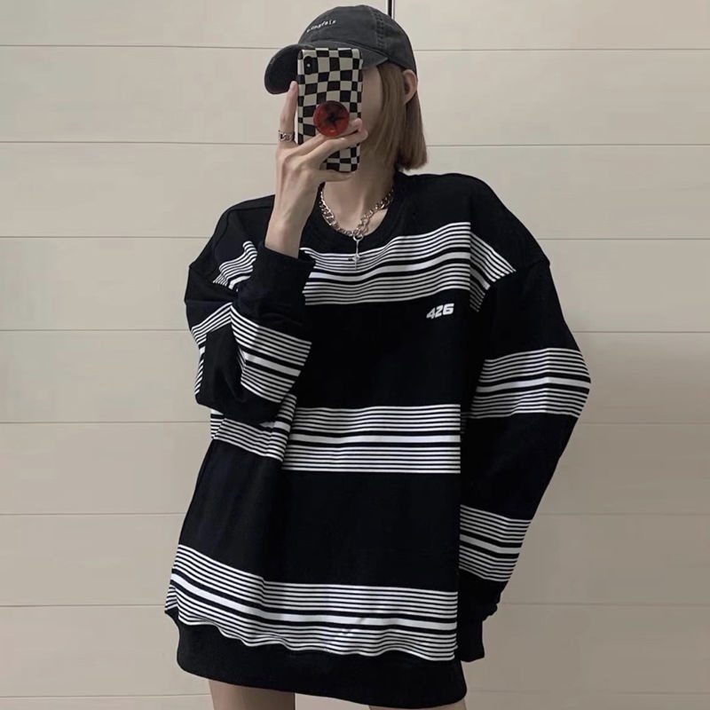 Áo Sweater Cổ Tròn Dáng Rộng Họa Tiết Kẻ Sọc Thời Trang Hong Kong Cho Cặp Đôi