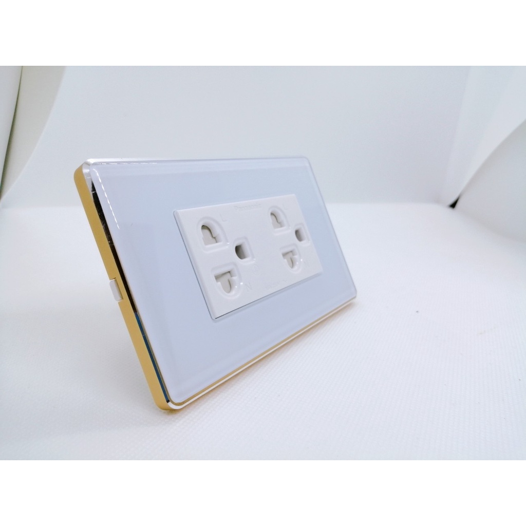 Ổ cắm mặt kính viền nhôm hạt panasonic chính hãng