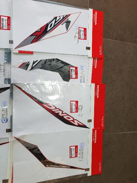 Bộ tem dàn áo Honda Sonic chính hãng 2019 - Màu Energetic Red cho dàn áo đỏ