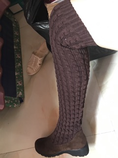 Bốt cổ len