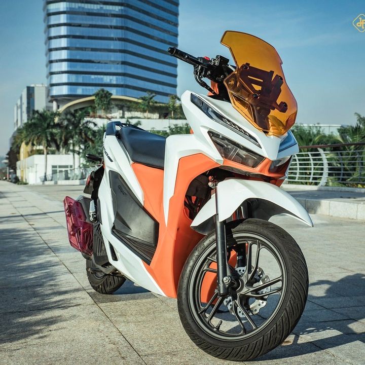 Kính Chắn Gió Vario Click 2018 2022 zhi.pat