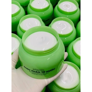Kem body phân tử nước by queen mua kem body tặng tẩy tế bào chết