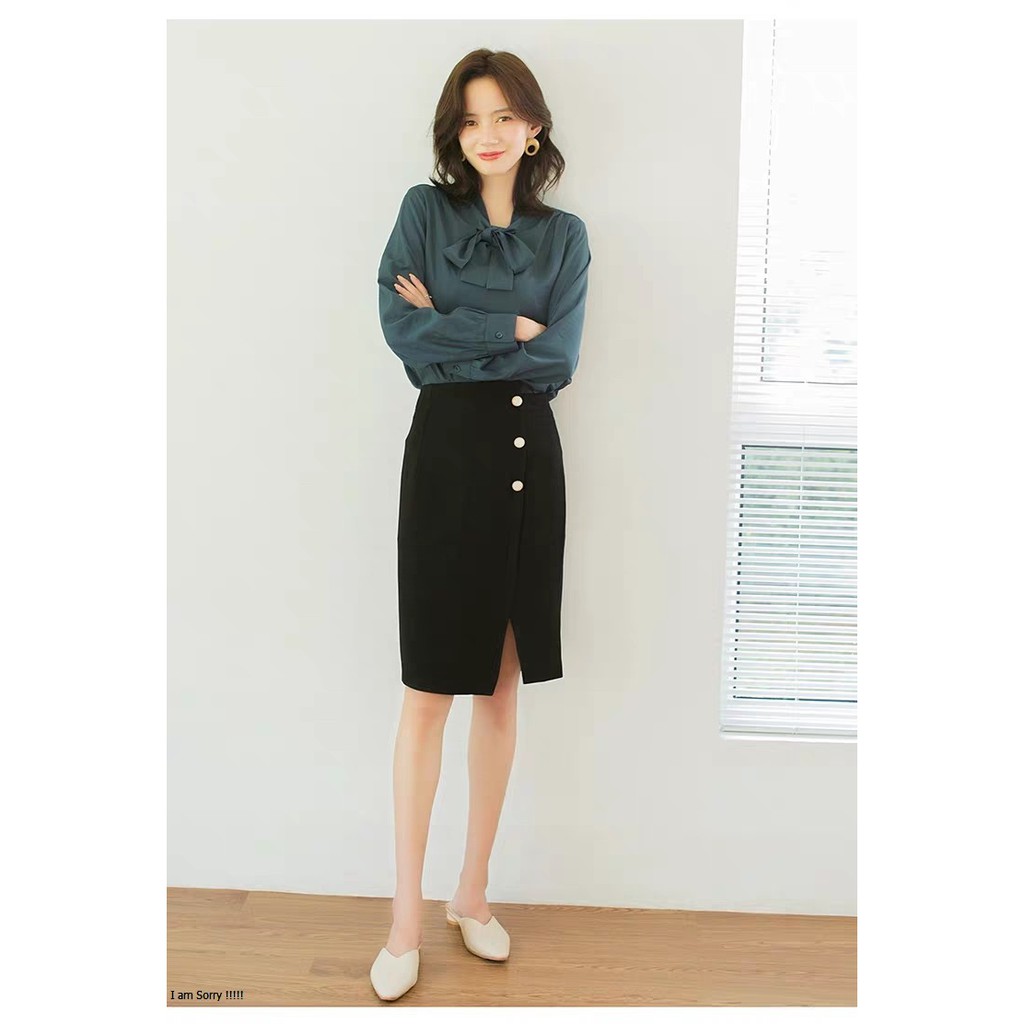 CHÂN VÁY BÚT CHÌ XẺ TRƯỚC DÁNG SUÔNG PHỐI CÚC | BigBuy360 - bigbuy360.vn