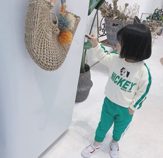 Bọ nỉ da cá bé gái