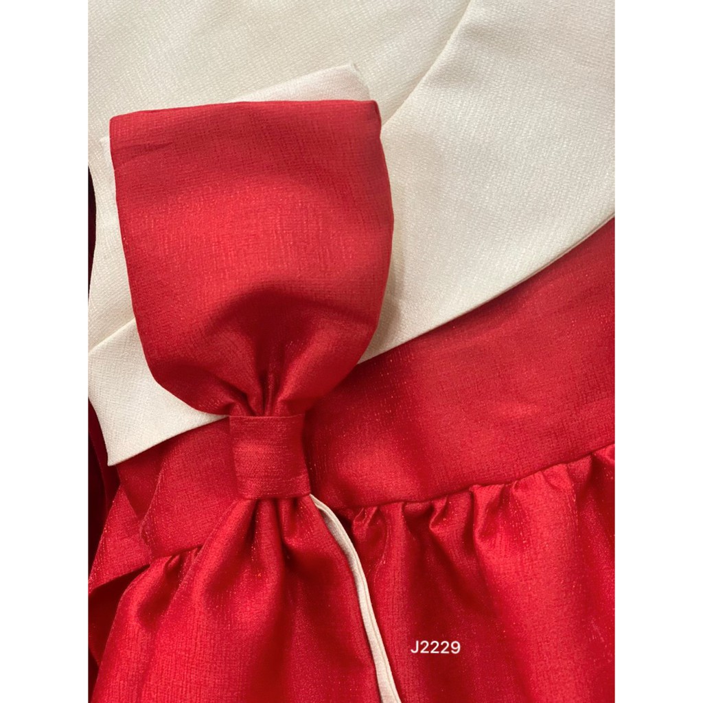 Váy công chúa rất sang