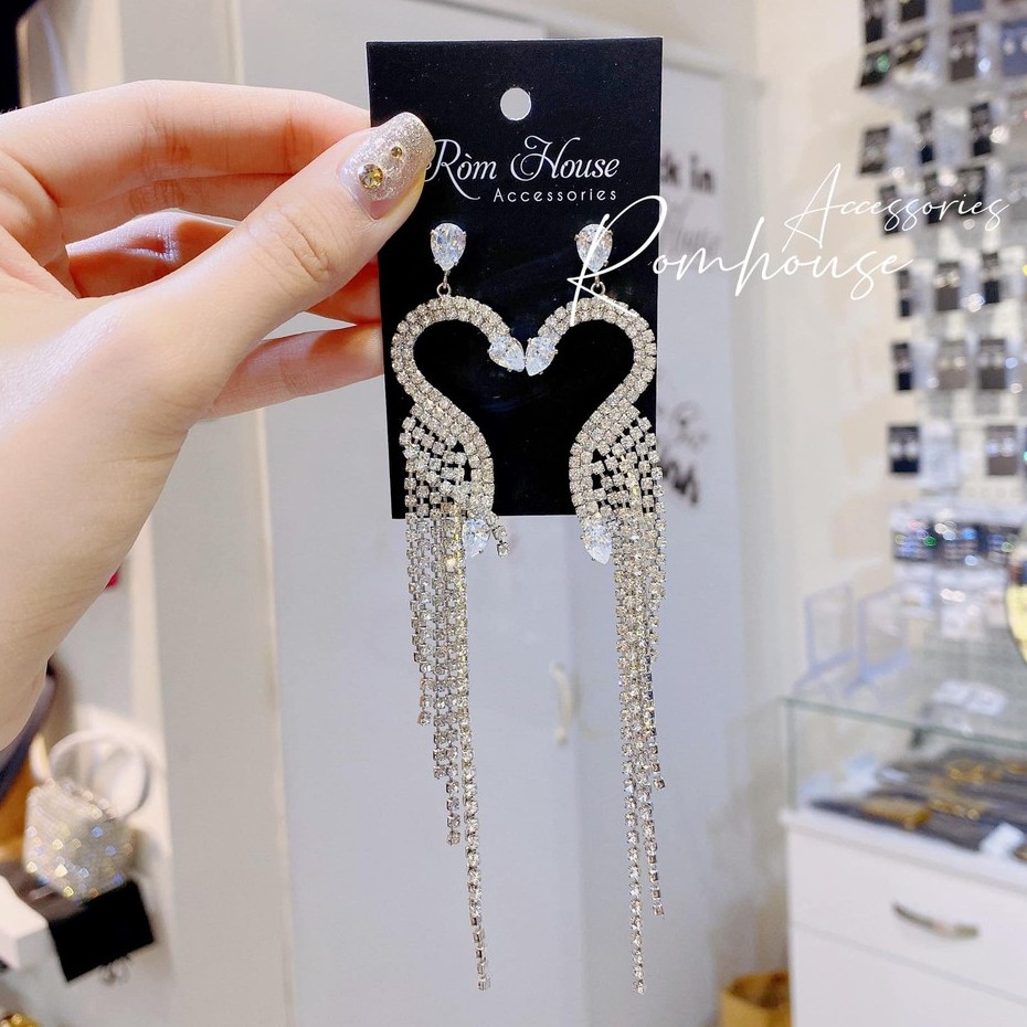 Bông Tai Nữ Cá Tính Đính Đá Cao Cấp Mang Phong Cách Hàn Quốc  - MS31526