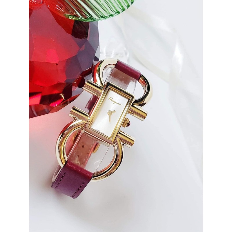 Đồng hồ nữ Salvatore Ferragamo Double Gancini