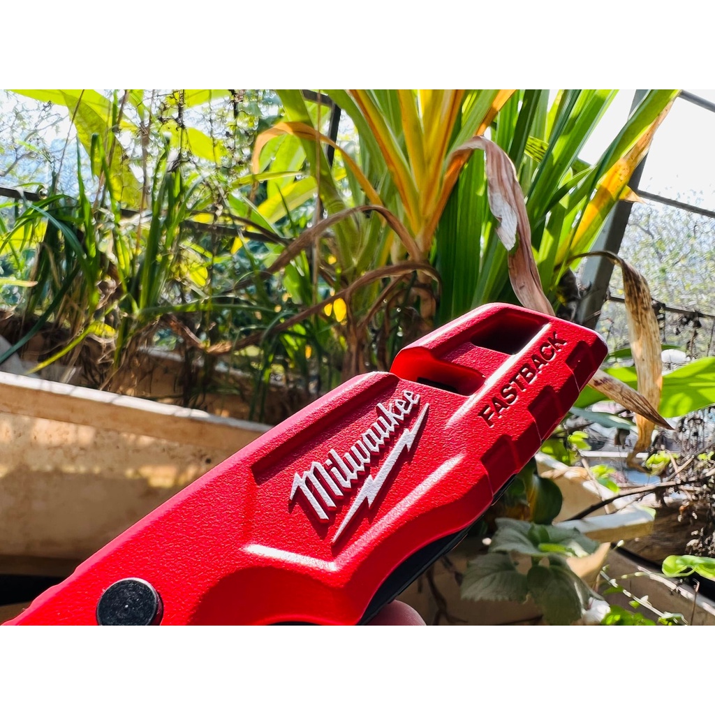 Bộ dao trổ gấp gọn Fastback Milwaukee