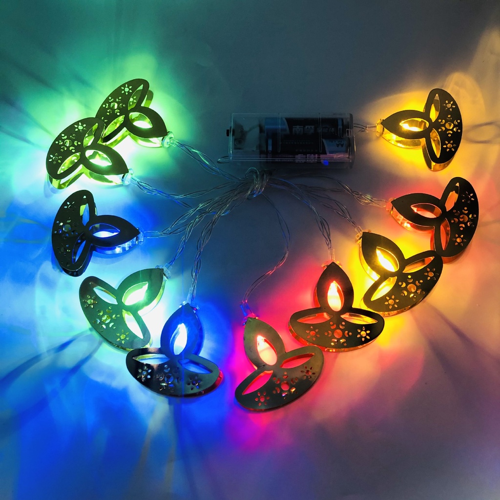 Đèn LED Hình Nến Dùng Trang Trí Giáng Sinh Năm Mới