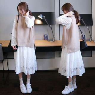 Set váy trắng áo gile len (có sẵn)