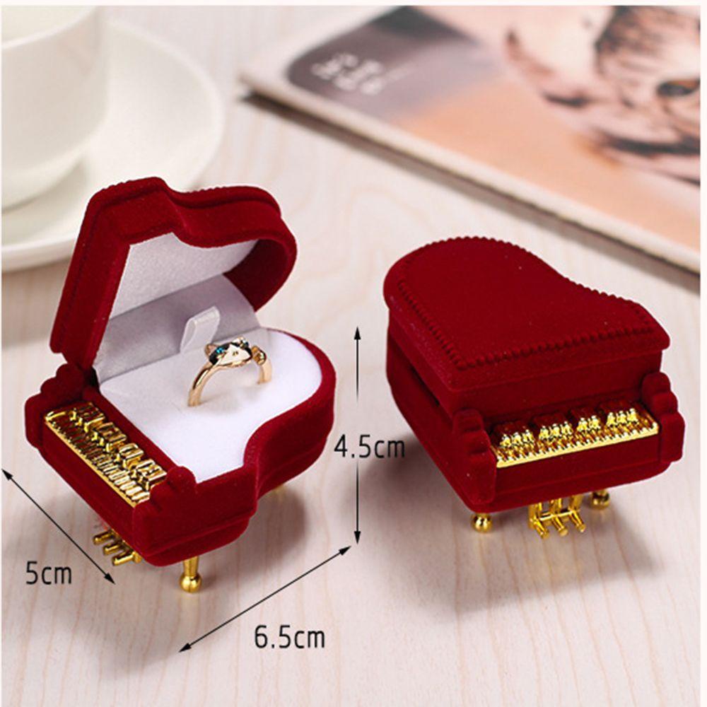 Hộp Đựng Nhẫn Cưới Thiết Kế Sang Trọng