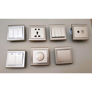 Mặt công tắc, ổ cắm âm tường Siemens mặt vuông màu bạc