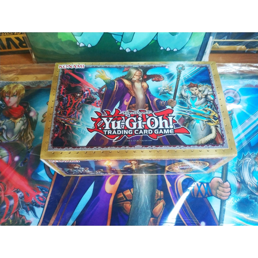 Hộp bài rỗng Noble Knights of the Round Table