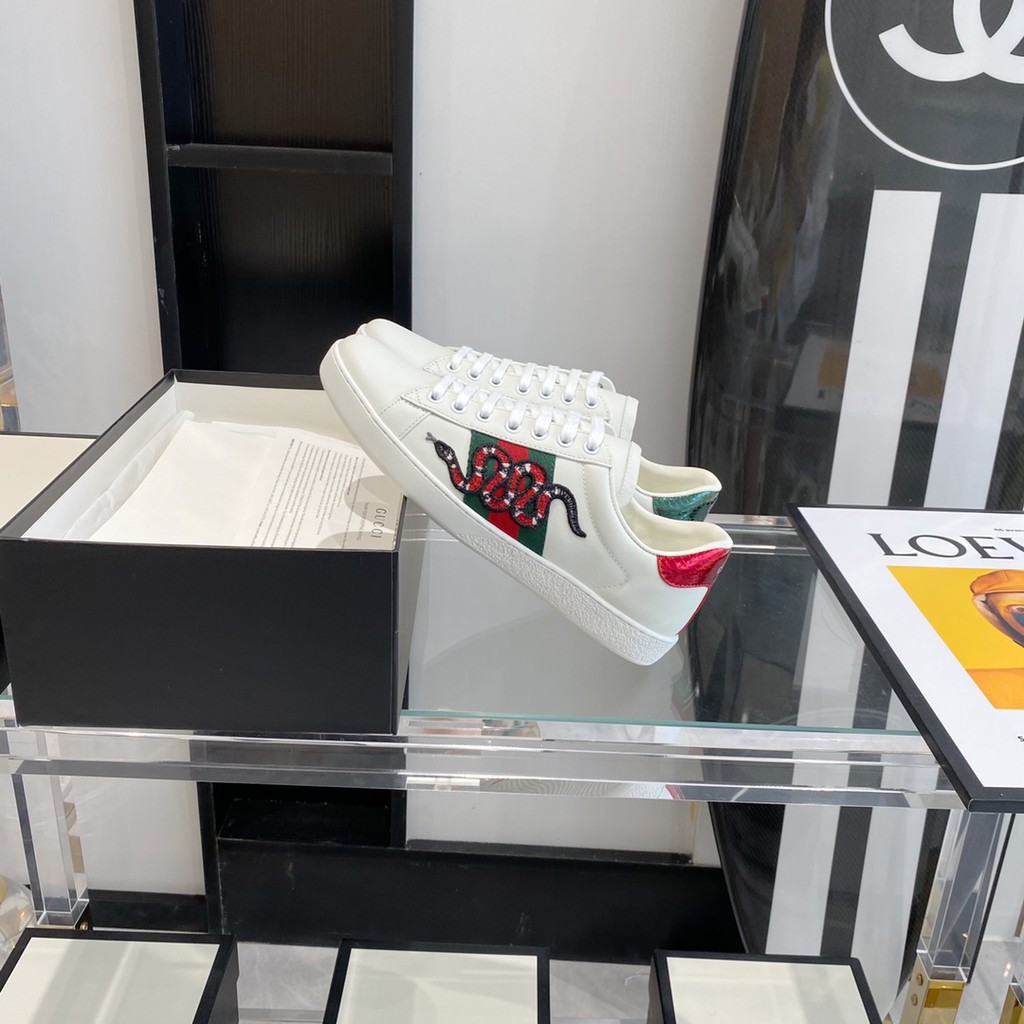 Giàu sneakers da thật GUCCI GG GC thiết kế trẻ trung, họa tiết độc đáo