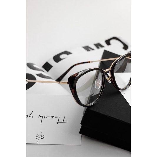 Gọng kính nữ kim loại dáng mắt mèo sang trọng RIC Eyewear