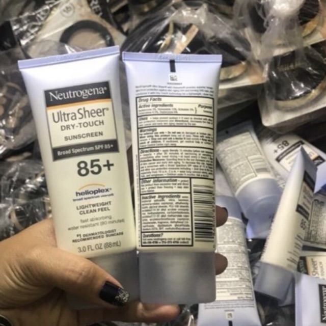 Kem chống nắng Neutrogena Ultra Sheer SPF 85