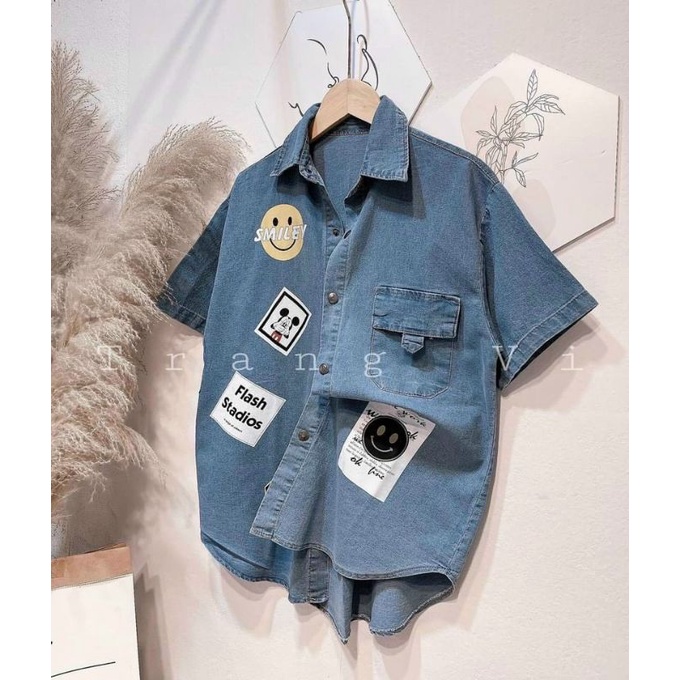 Áo sơ mi jean túi đắp tag hình tay ngắn