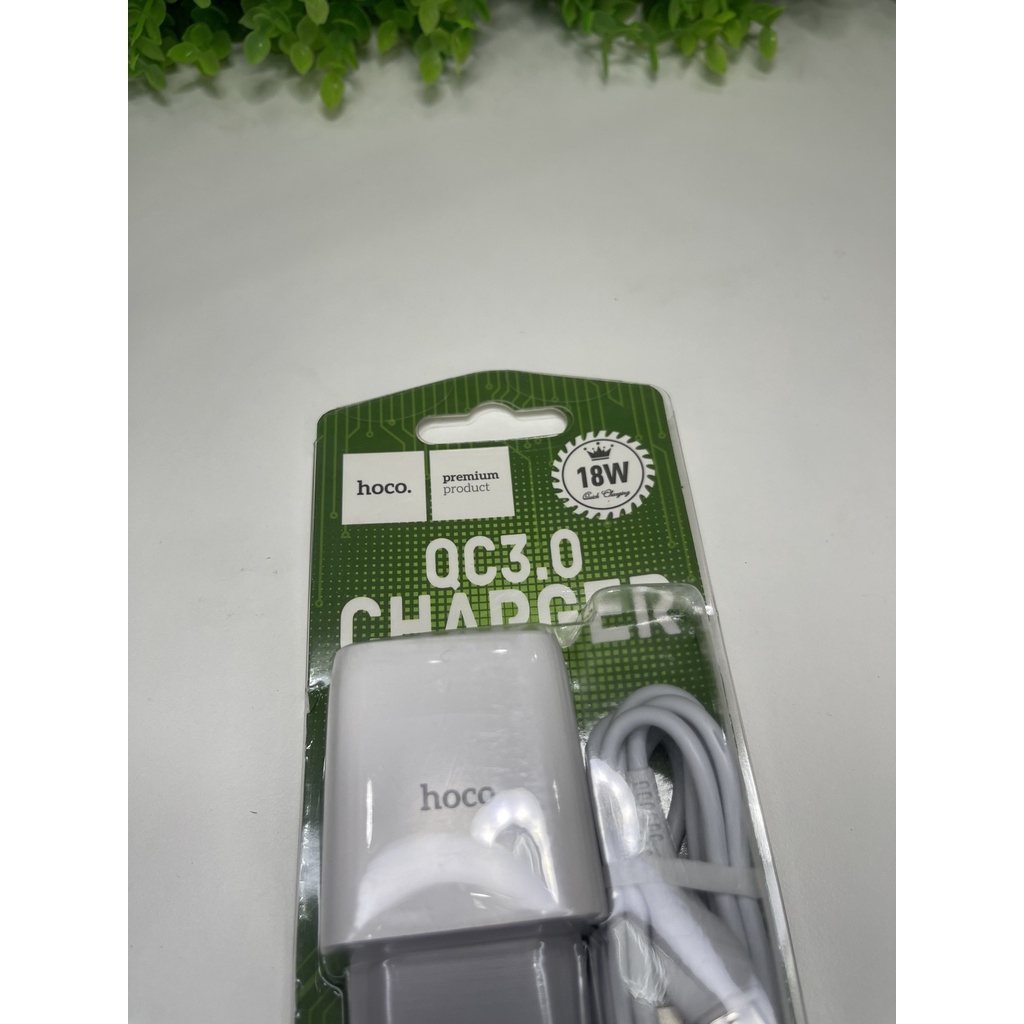 Bộ Sạc Nhanh 18W Hoco C72Q Dòng 3A Type C Cho Samsung Huawei, Xiaomi, Oppo, Realme... Thiết Kế Đẹp Mắt.